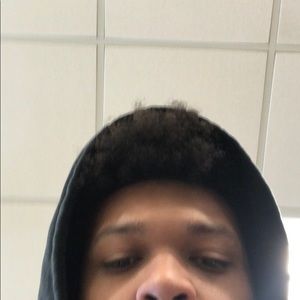 Meet your Posher, Dionte